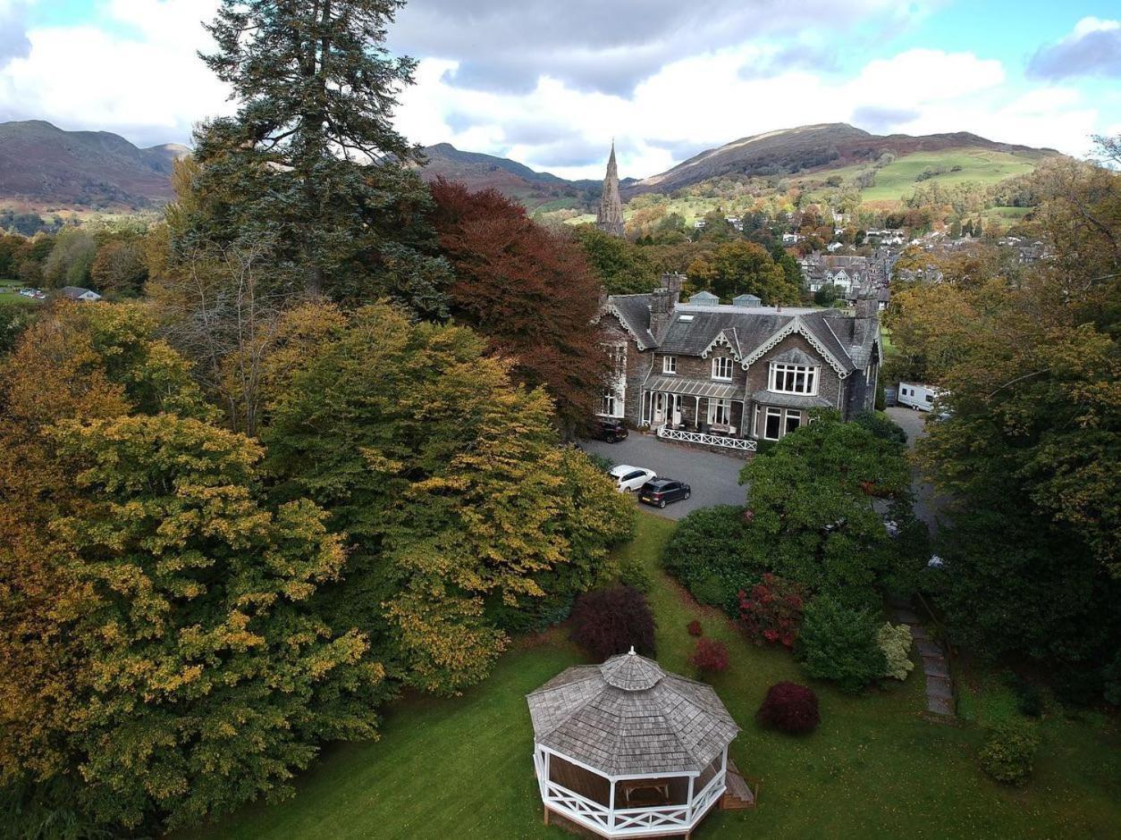 Ambleside Manor - Vegetarian B&B Dış mekan fotoğraf